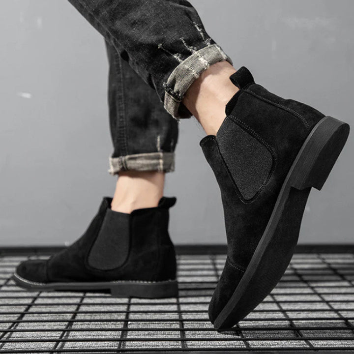 Giorgio Suede Chelsea Boots