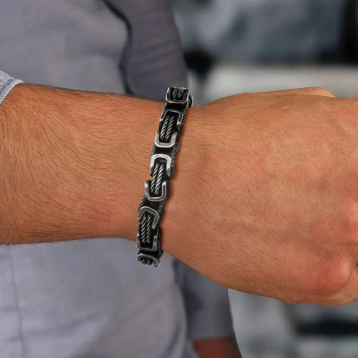 Gael Stainless Steel Chain Bracelet