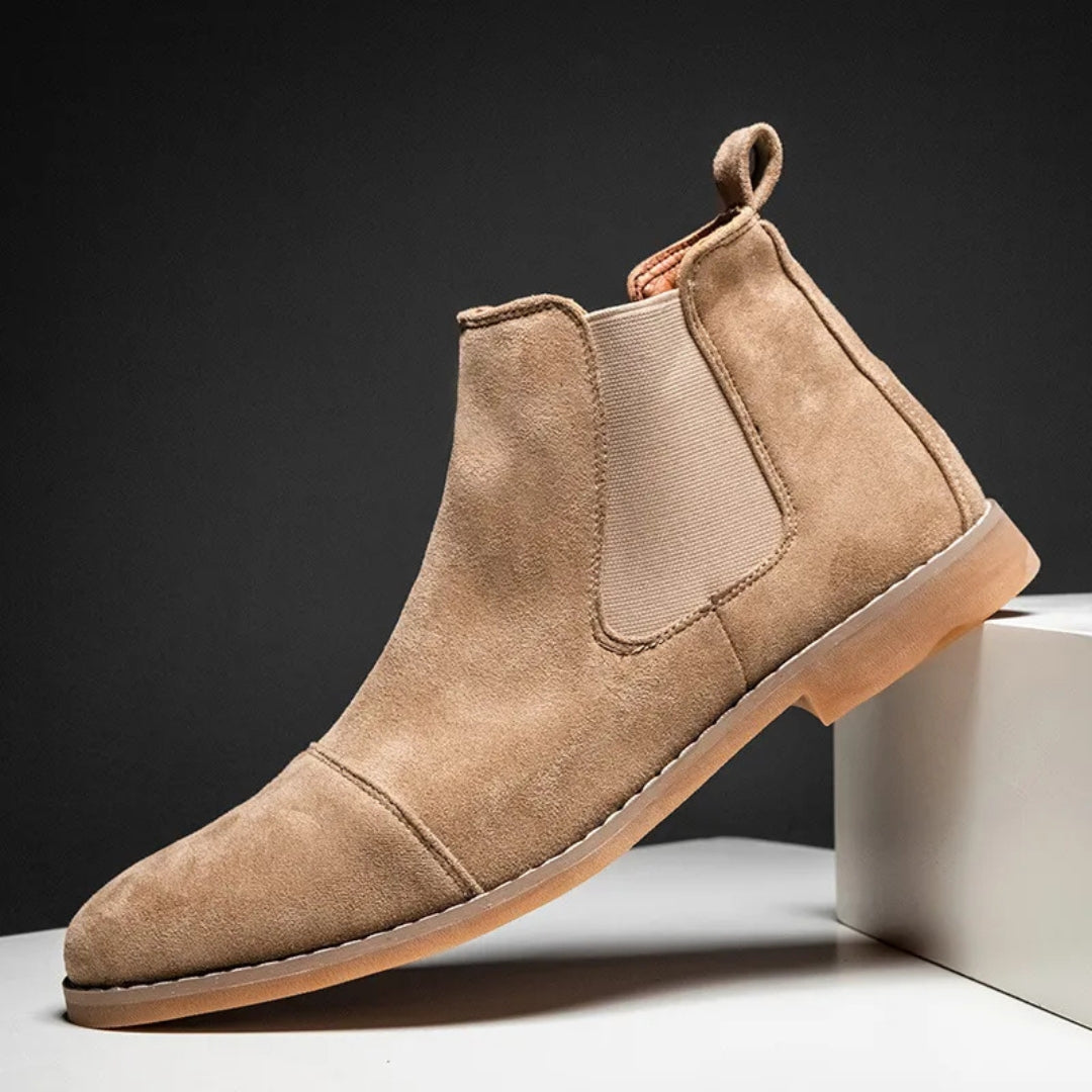 Giorgio Suede Chelsea Boots