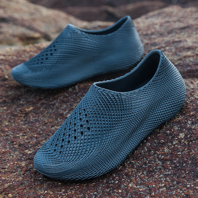 Ionico Ergonomic Slip-On Clogs