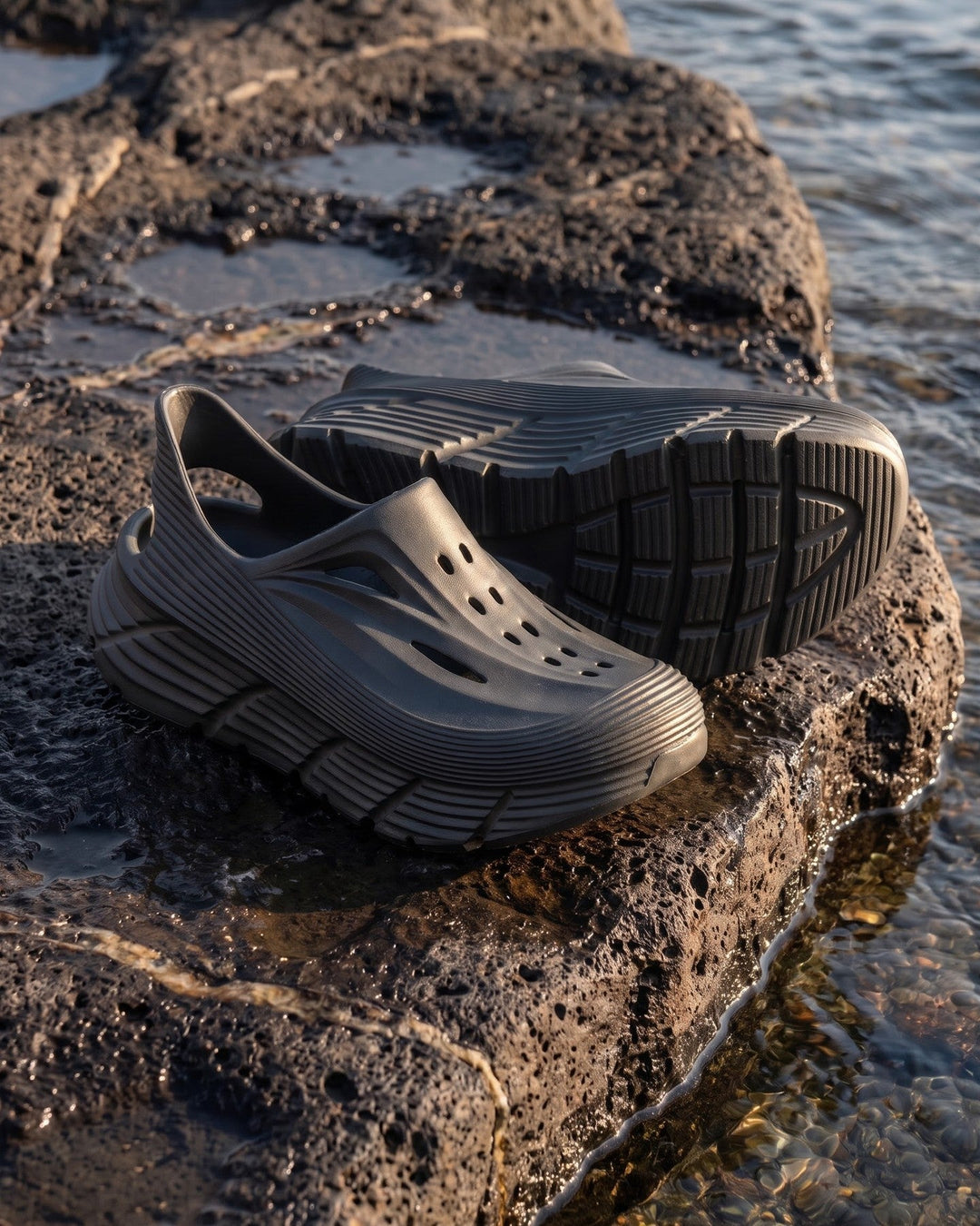 Ugo Slip-On Sneakers