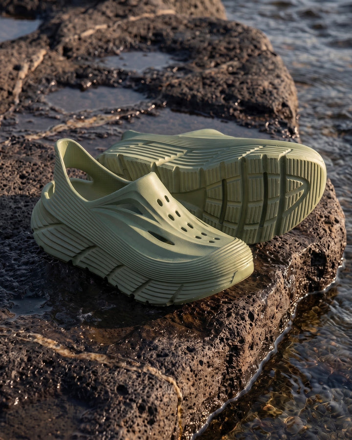 Ugo Slip-On Sneakers